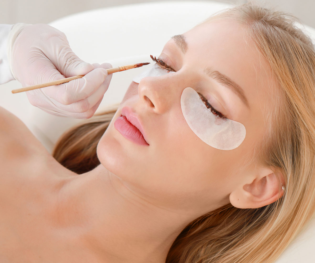 WIMPERN + AUGENBRAUEN